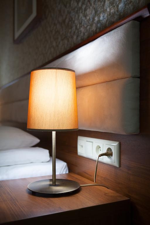Hotel Miodowy Mlyn โอปาตูฟ ห้อง รูปภาพ