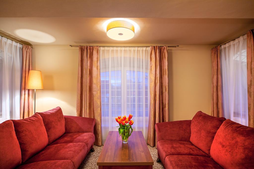 Hotel Miodowy Mlyn โอปาตูฟ ห้อง รูปภาพ